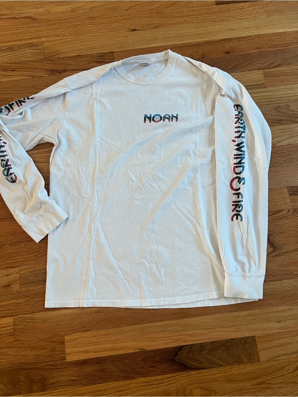 NOAH x Earth, Wind, Fire long sleeve shirt Men’s size L